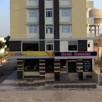 Hotel Heeralal