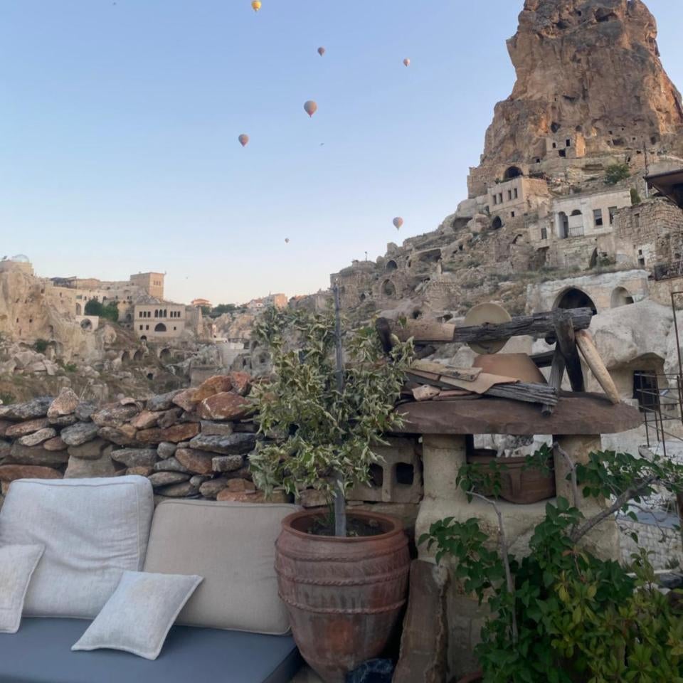 Potamia Cave Suites