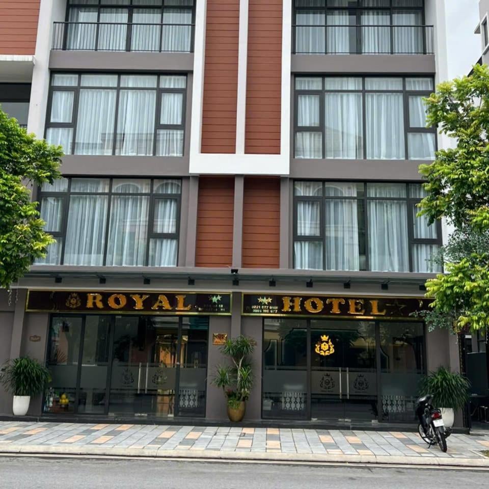 Royal Hotel - Vinhomes Ocean Park 3