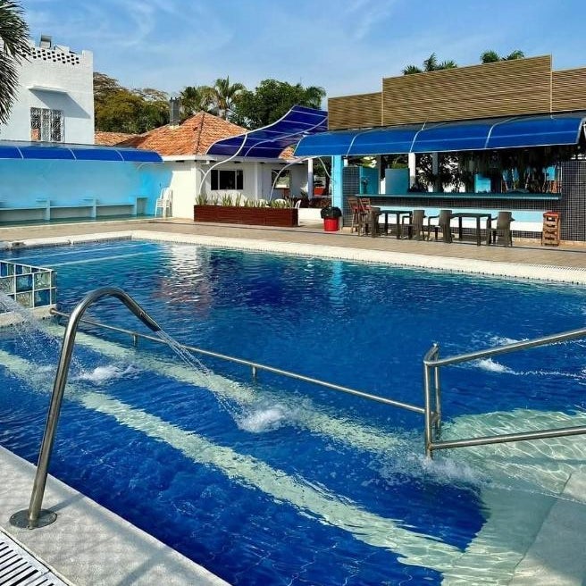 Hotel Campestre Serrania de Manacacias