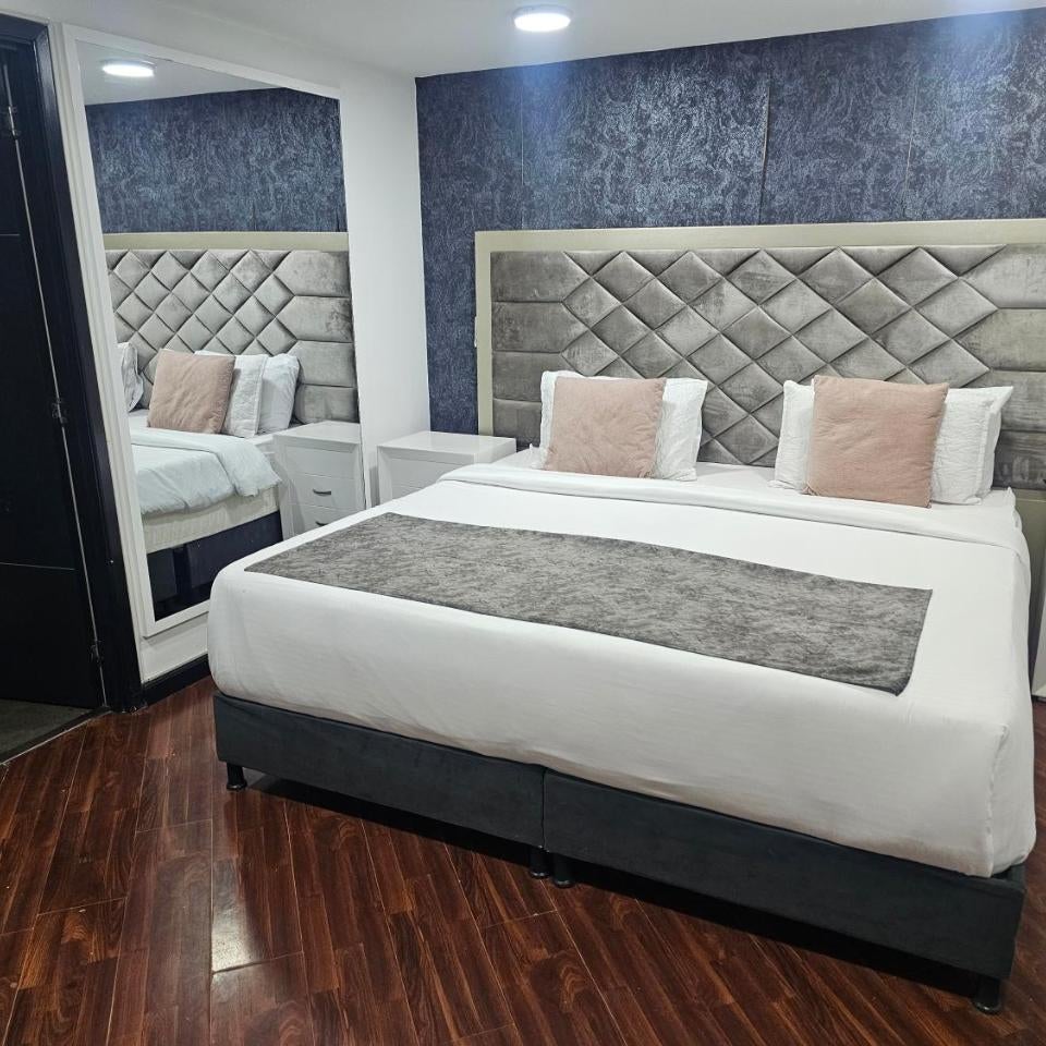 Aw Hotel Quality Comfort Embajada - Corferias