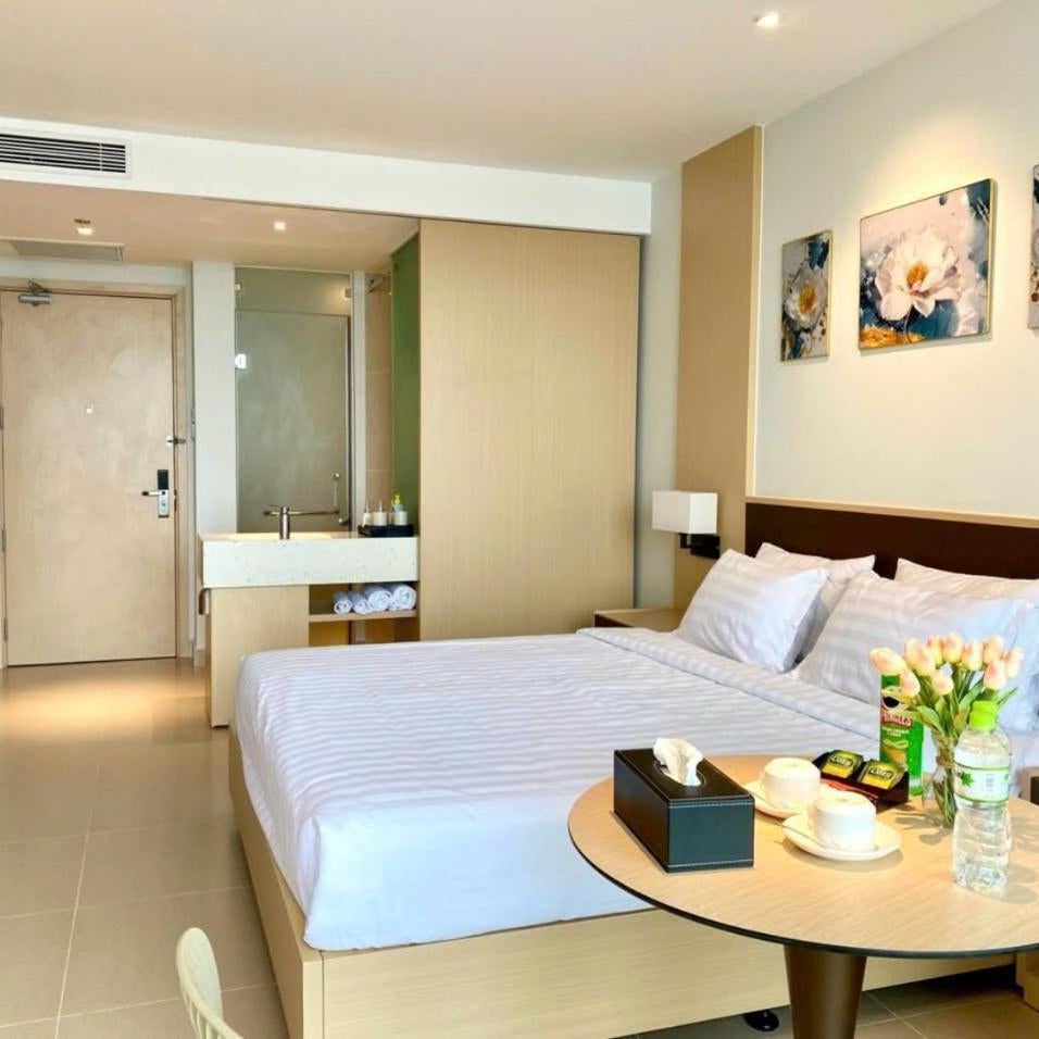 The Grand Oceanic The Arena - Near Airport and Bai Dai Beach 2