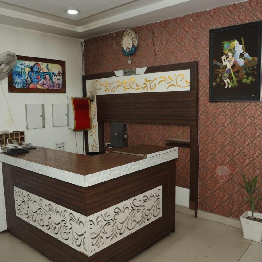 hotel mayur