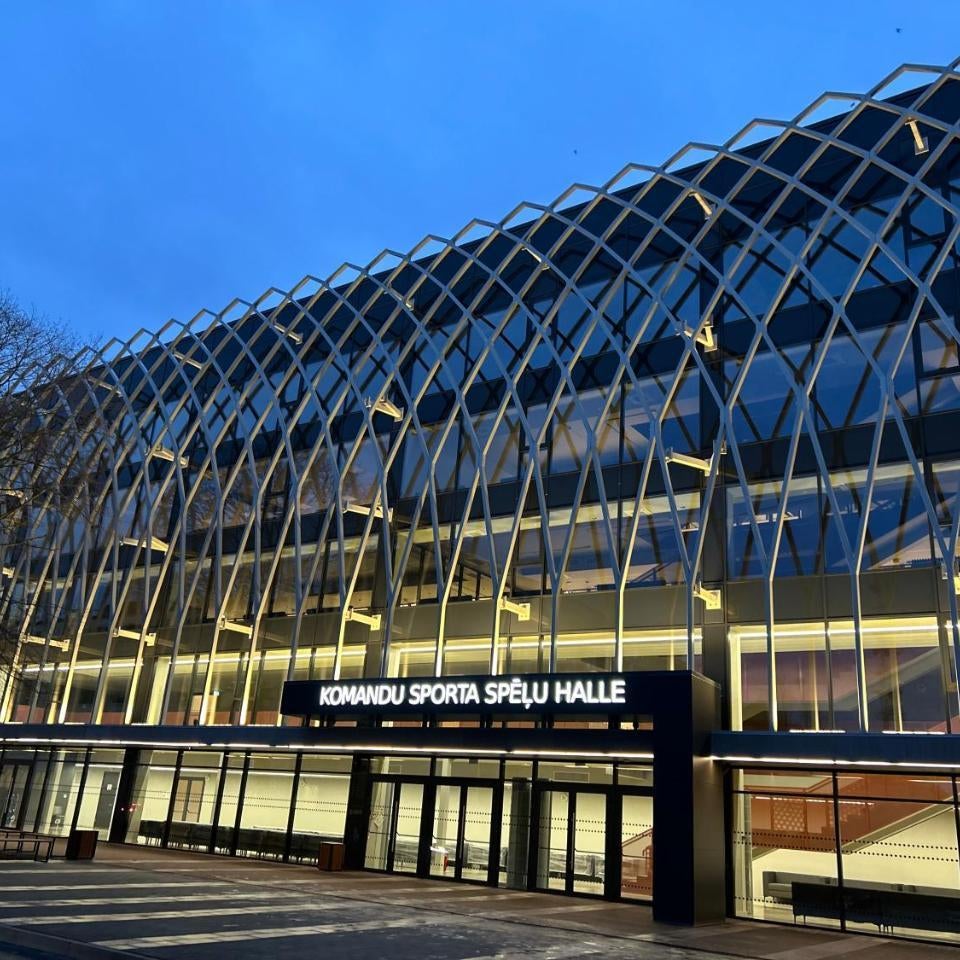 Komandu Sporta Spēļu Halles viesnīca Thumbnail