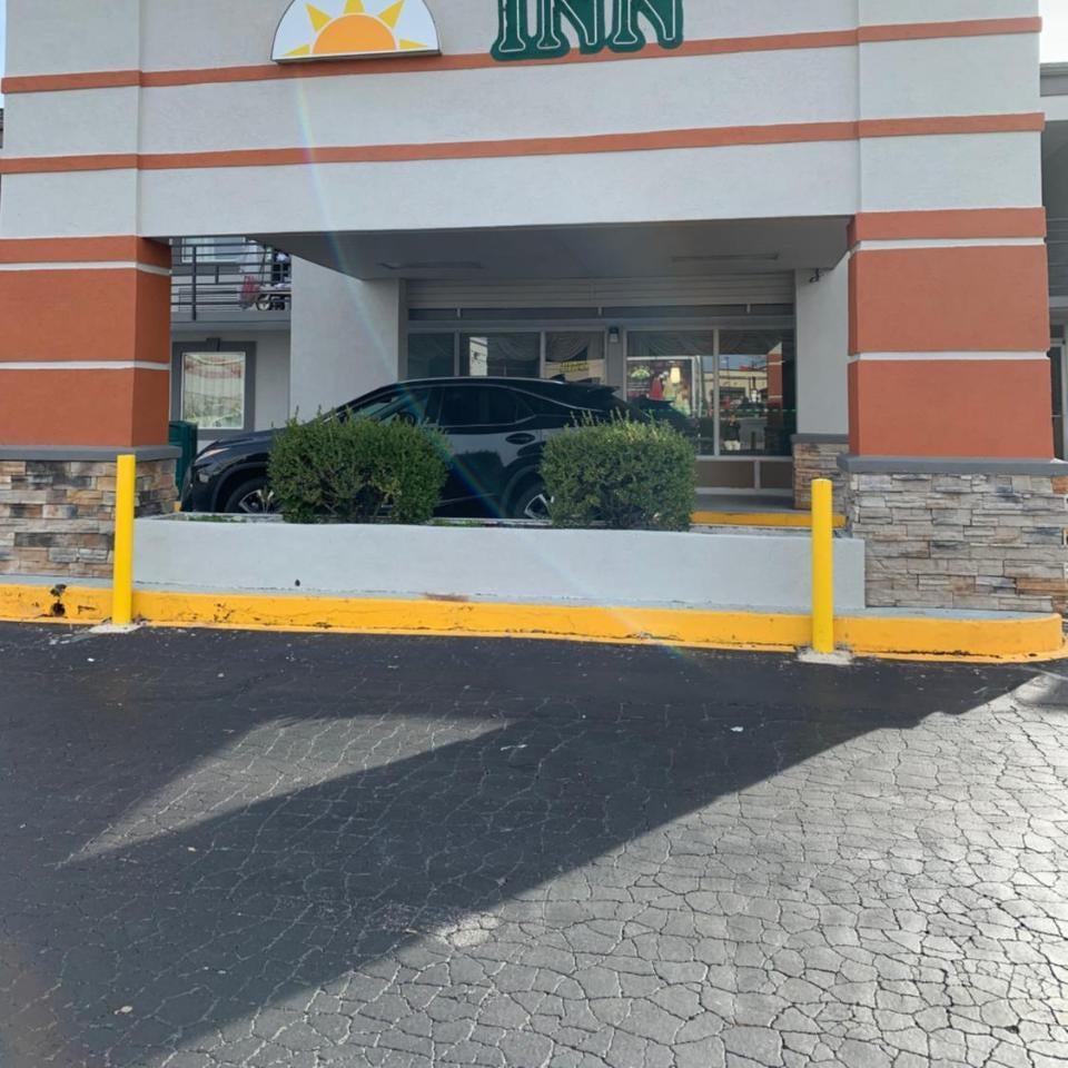 Executive Inn Thumbnail