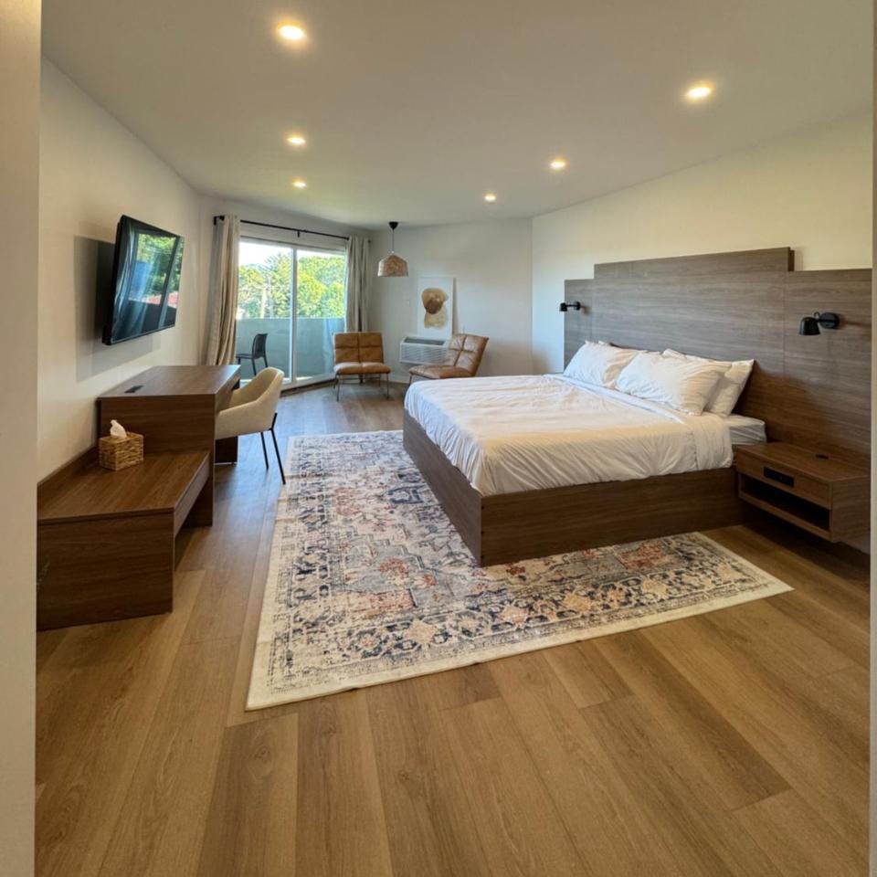 Hotel 19