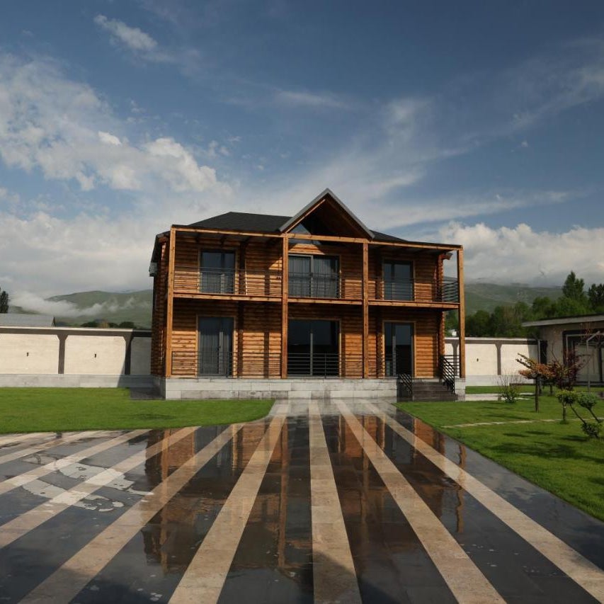 Homma Aparan Thumbnail