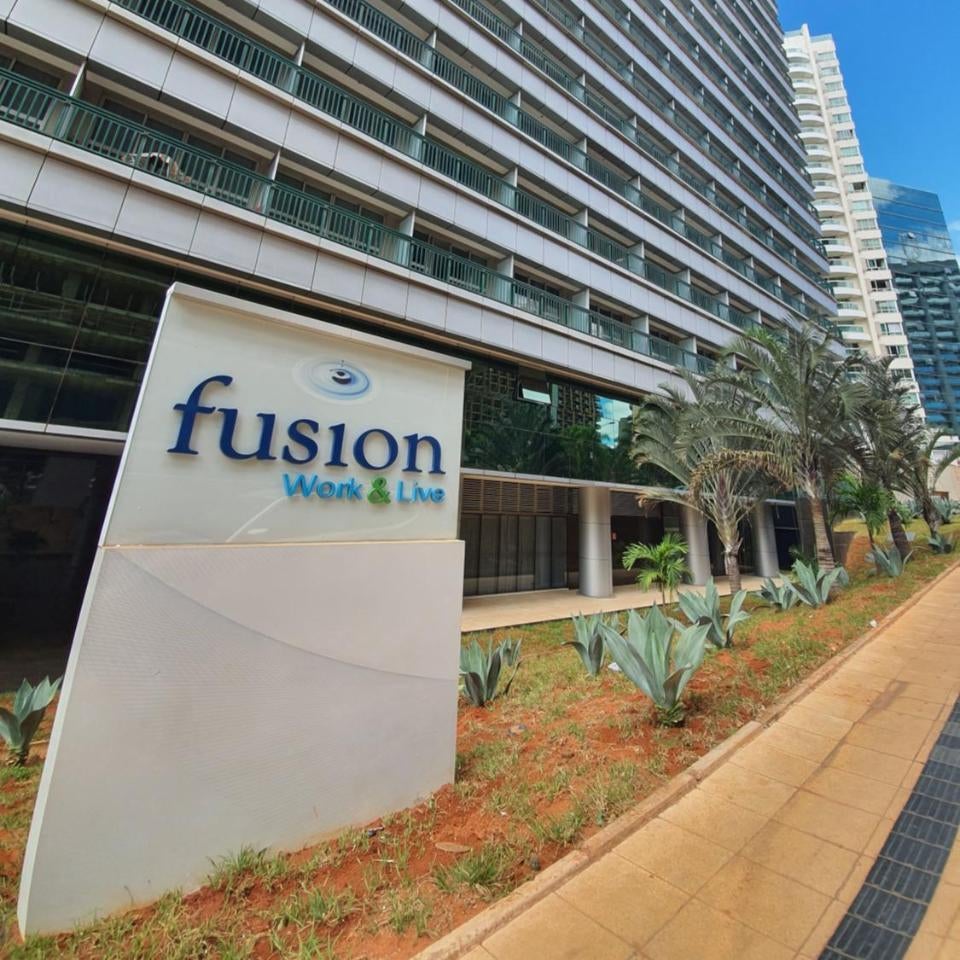 FLAT FUSION EXPRESS, AO LADO DA ESPLANADA DOS MINISTÉRIOS E DO ESTÁDIO MANÉ GARRINCHA, COM ESTACIONAMENTO GRÁTIS, SMART TV, WI-FI, PISCINA, ACADEMIA, RECEPÇÃO 24HS By REI DOS FLATS Thumbnail