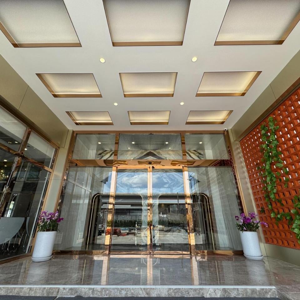 Golden Empire Suvarnabhumi Hotel Thumbnail
