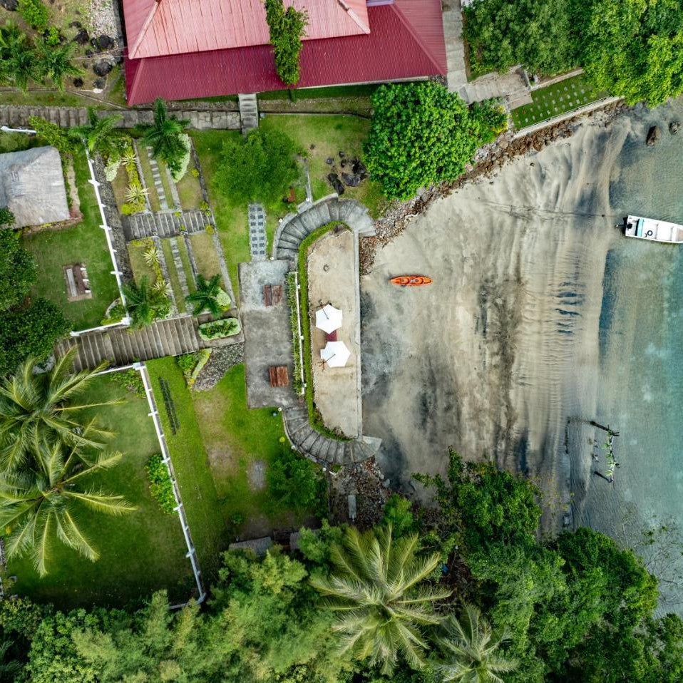 The Hawk's Nest Resort