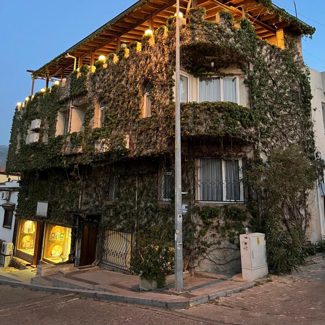 Hotel Bella