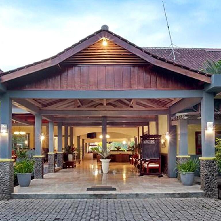 Margo Utomo Hill View Resort by Tripletree