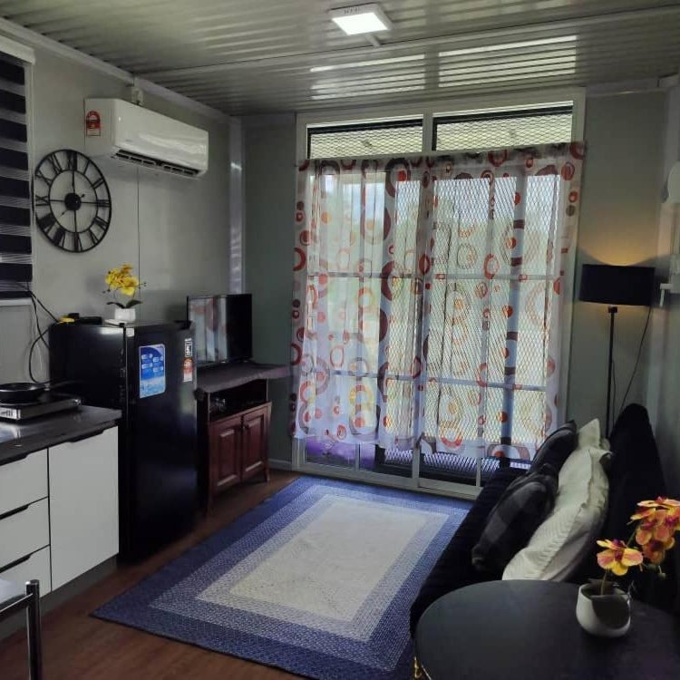 D'Cabin Stay Meru
