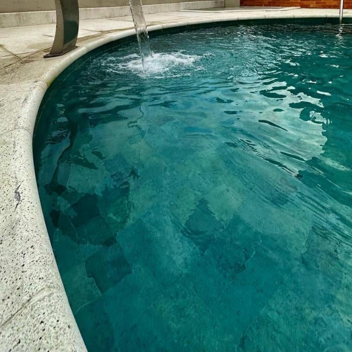 Flat Cosmopolitan PRAIA com Estacionamento Incluso - Gonzaga - Ap 76 Thumbnail