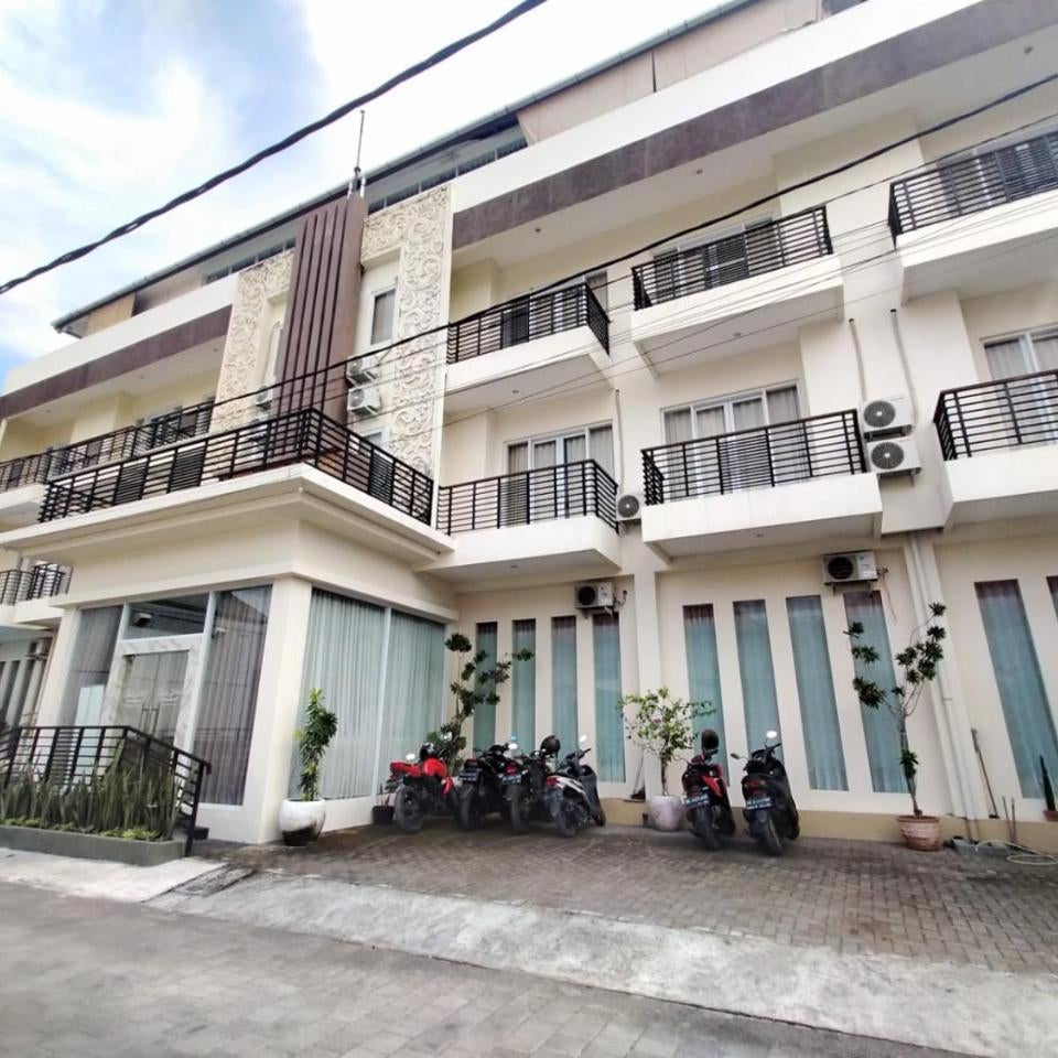 ULTIMATE RESIDENCE