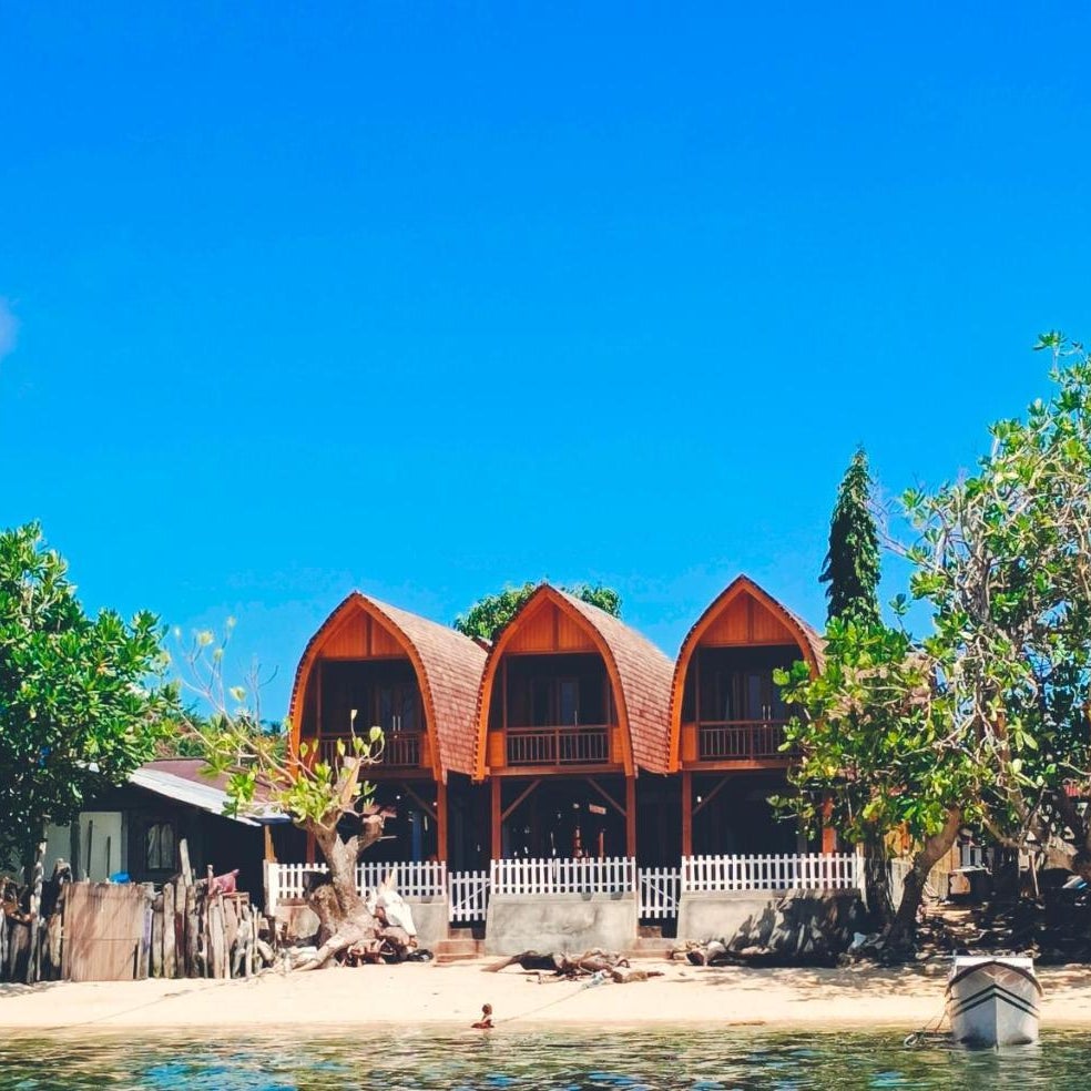 Bunaken 18 Oceanfront Boutique Lodge