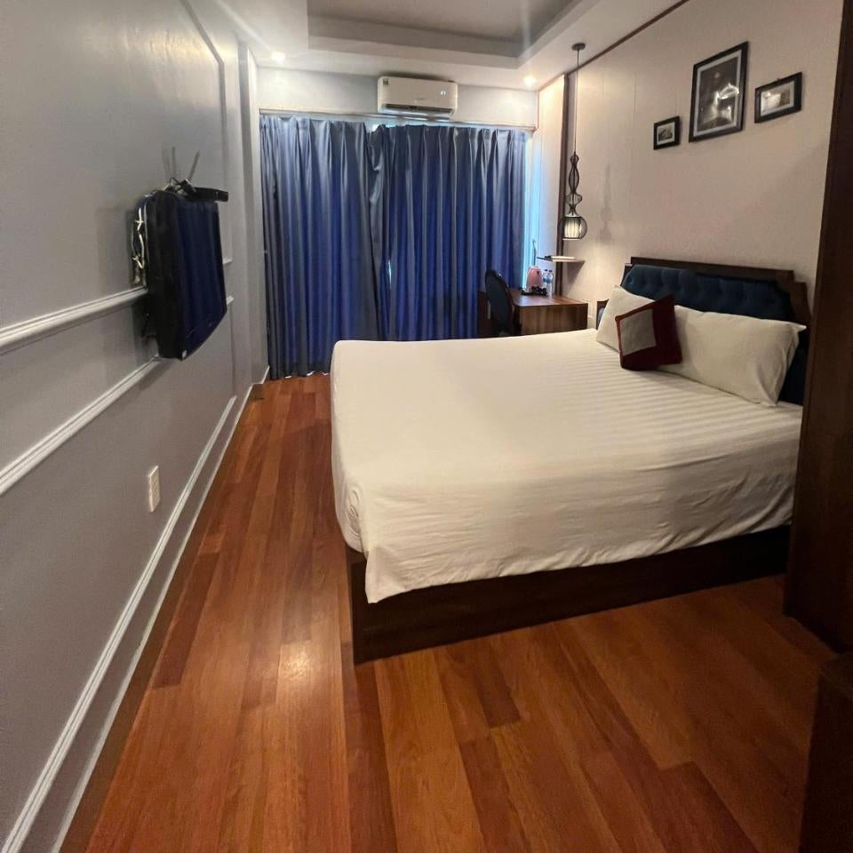 Elegance Premium Hotel