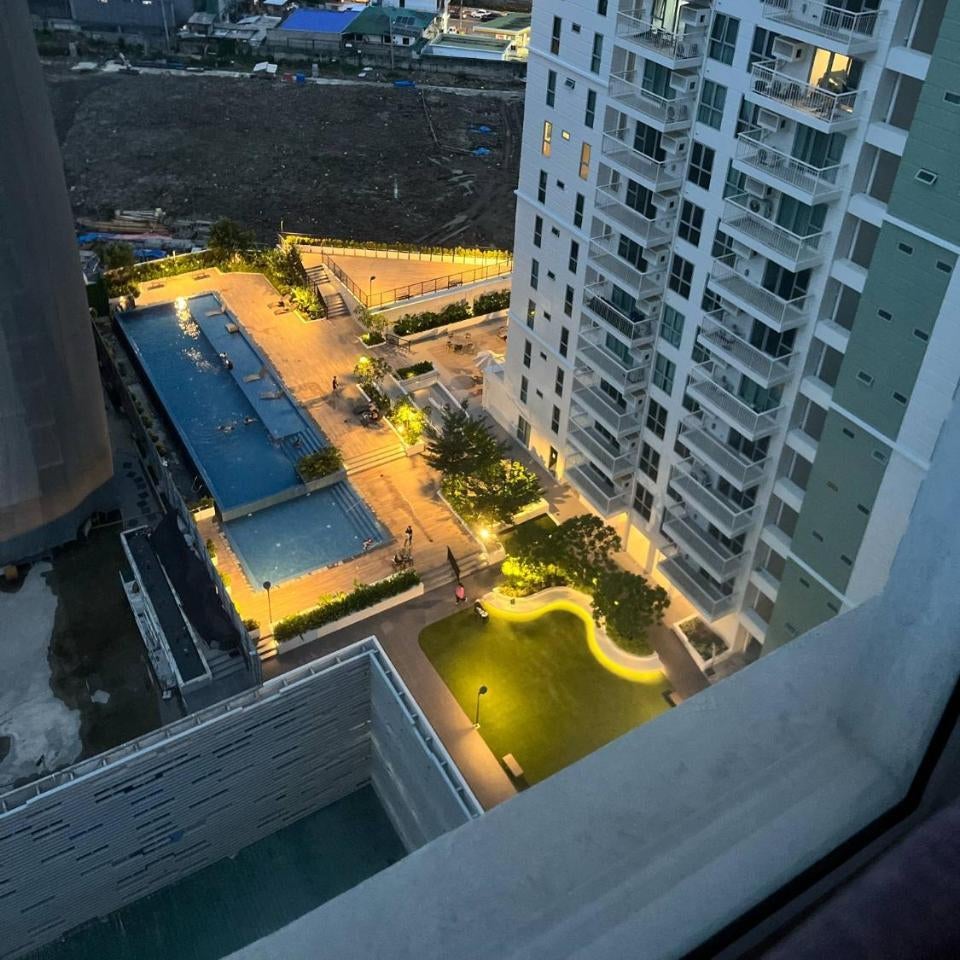 1 Bedroom with Balcony in Abreeza Mall