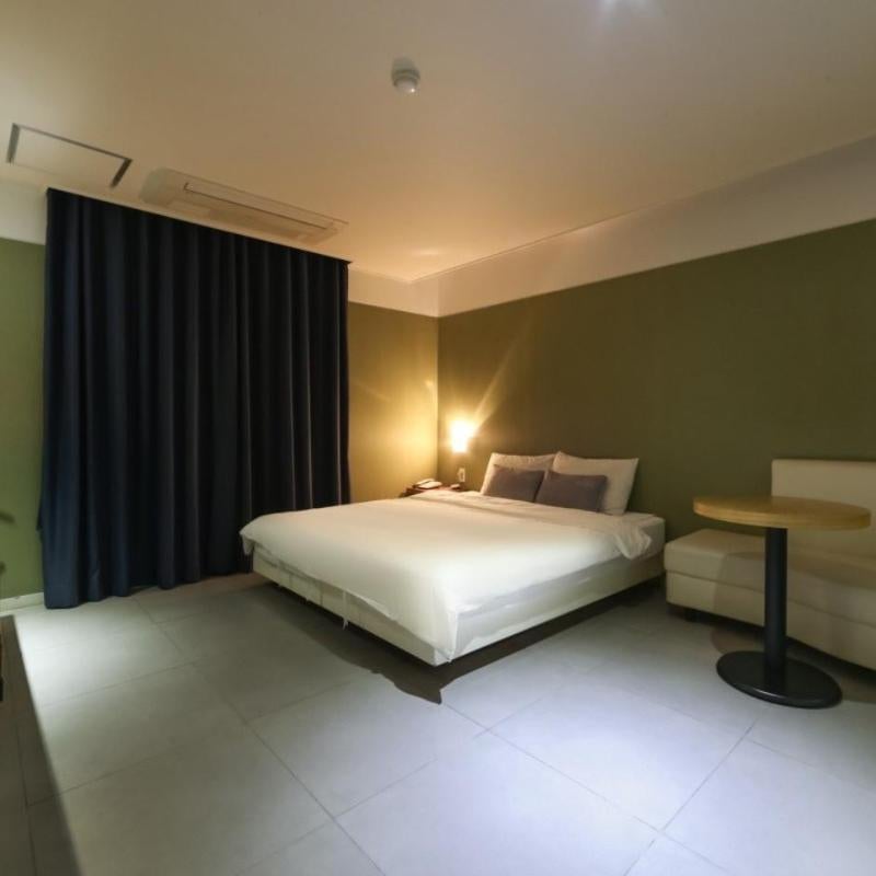 Yeonsan Oops Hotel