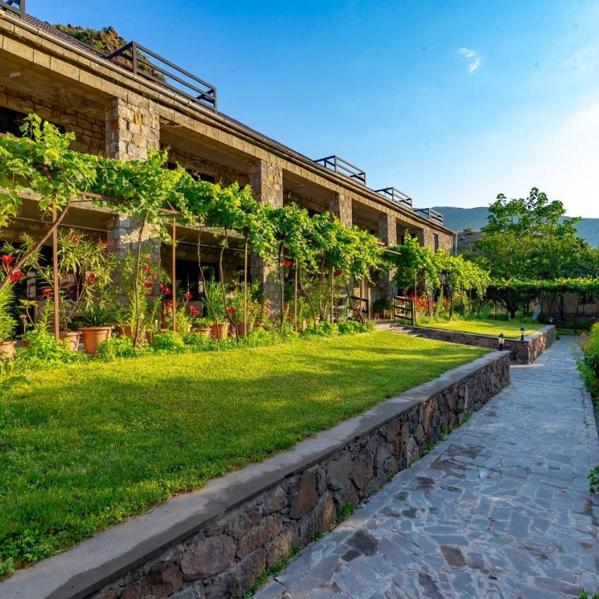 Valodia's Cottage