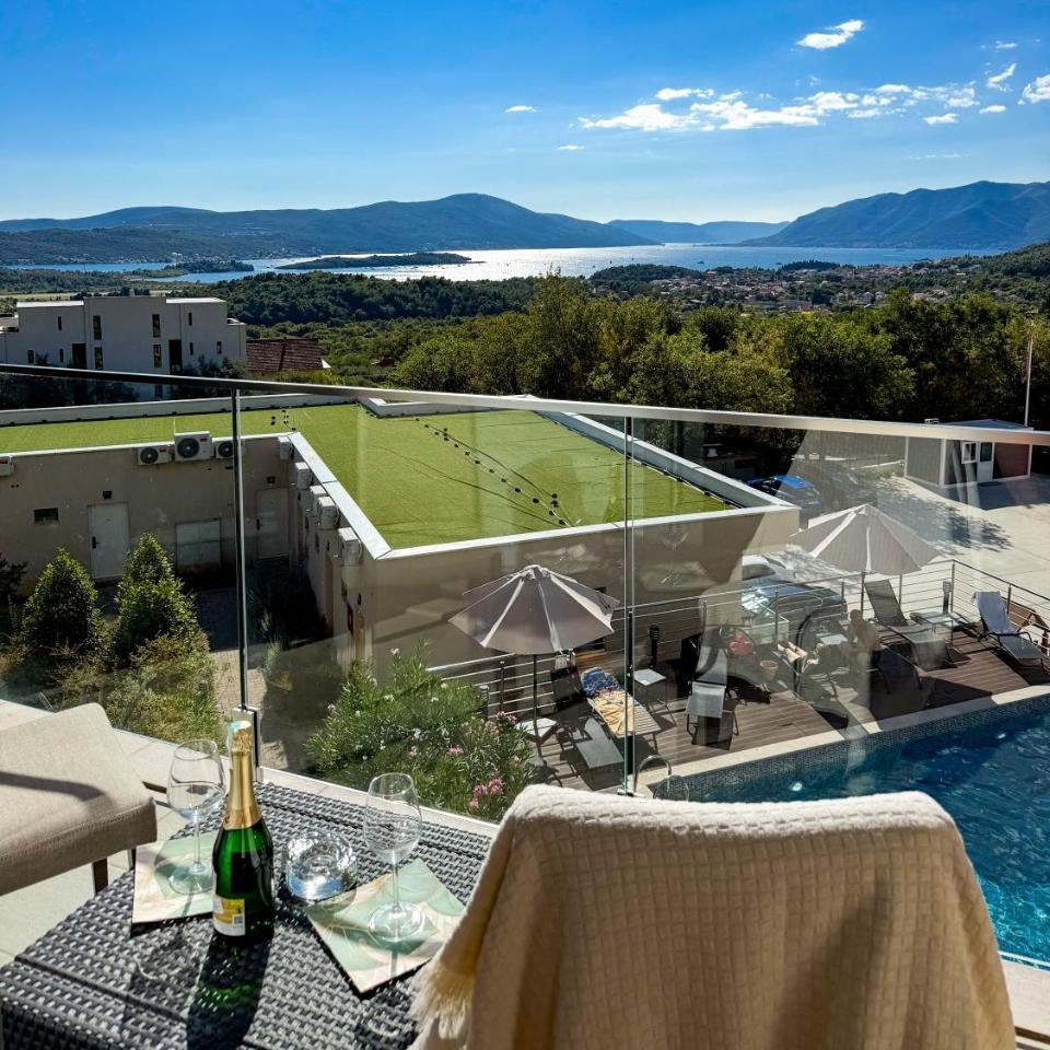 SeaView Suite with Pool near Tivat Airport by Solea Vacation Homes