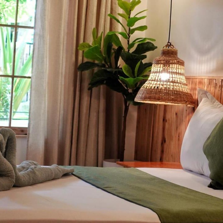 Senare Boracay Hotel