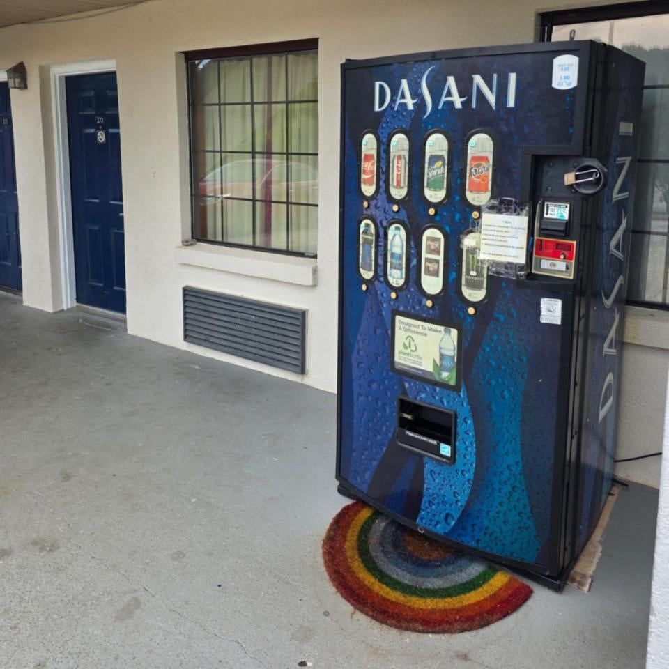 Hotel Deerfield Inn & Suites Acworth Atlanta Thumbnail