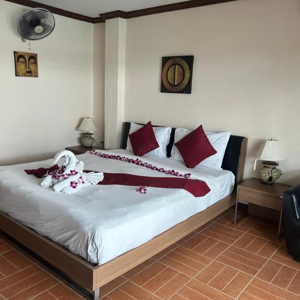 Taj Palace hotel Patong Beach Thumbnail