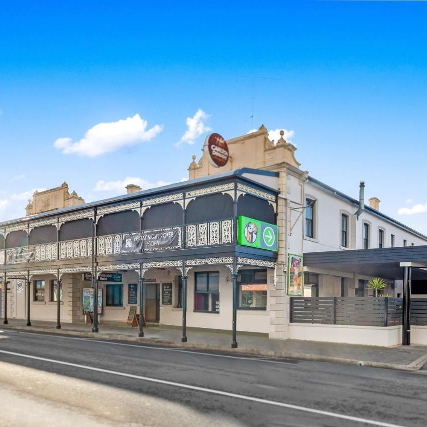 The Commercial Hotel