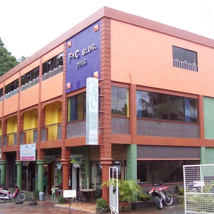 F and C Guesthouse by Hiverooms