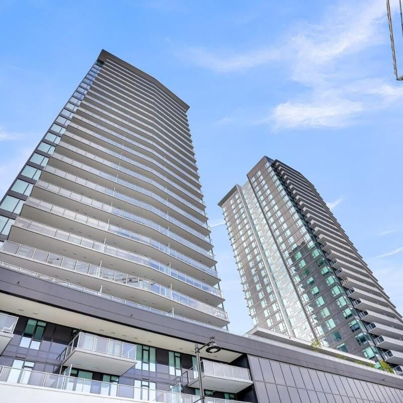 New condo Great amenities Near Skytrain Thumbnail