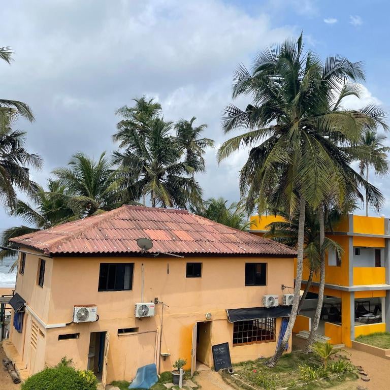 Hôtel Restaurant Lounge Madiana Plage Thumbnail