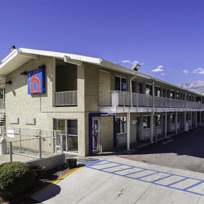 Motel 6 Colorado Springs, CO - South/Metro Area Thumbnail