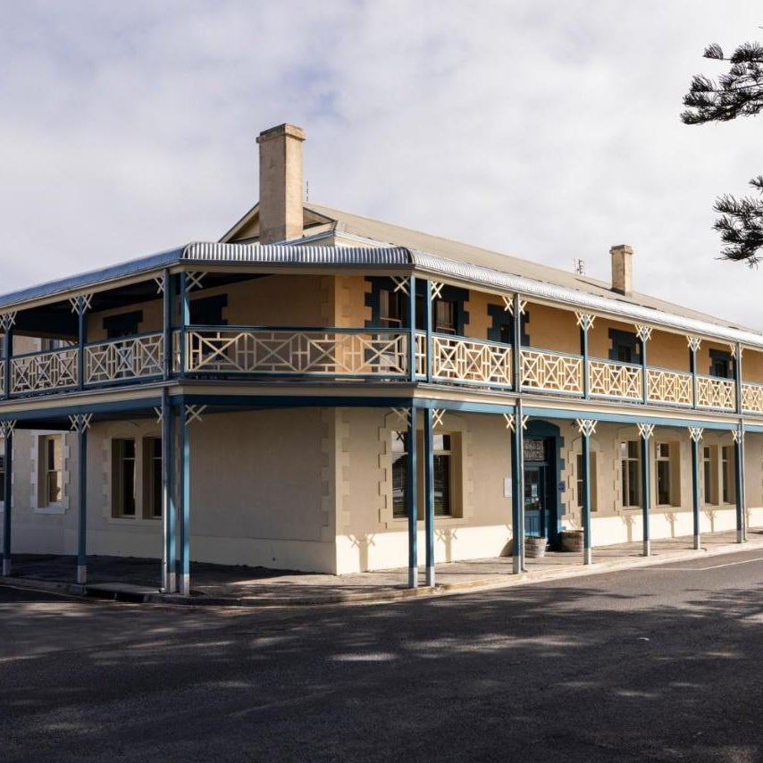 Robe Hotel