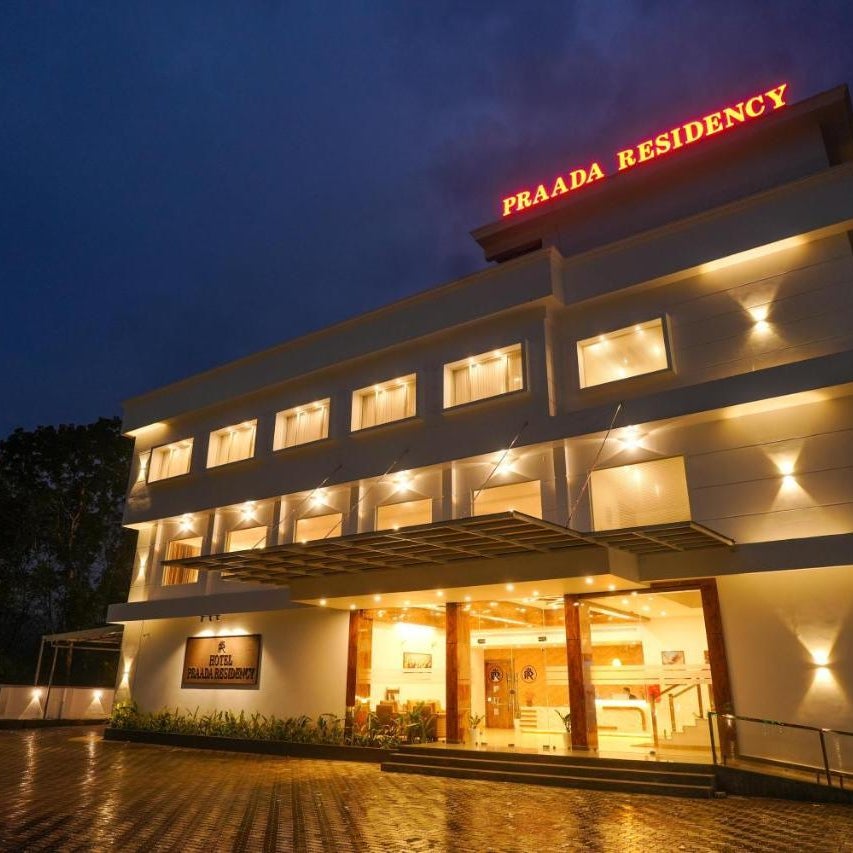 Hotel Praada Residency