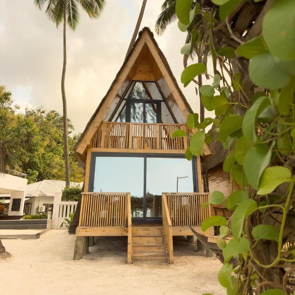 Seashore Beach hotel and Bungalow