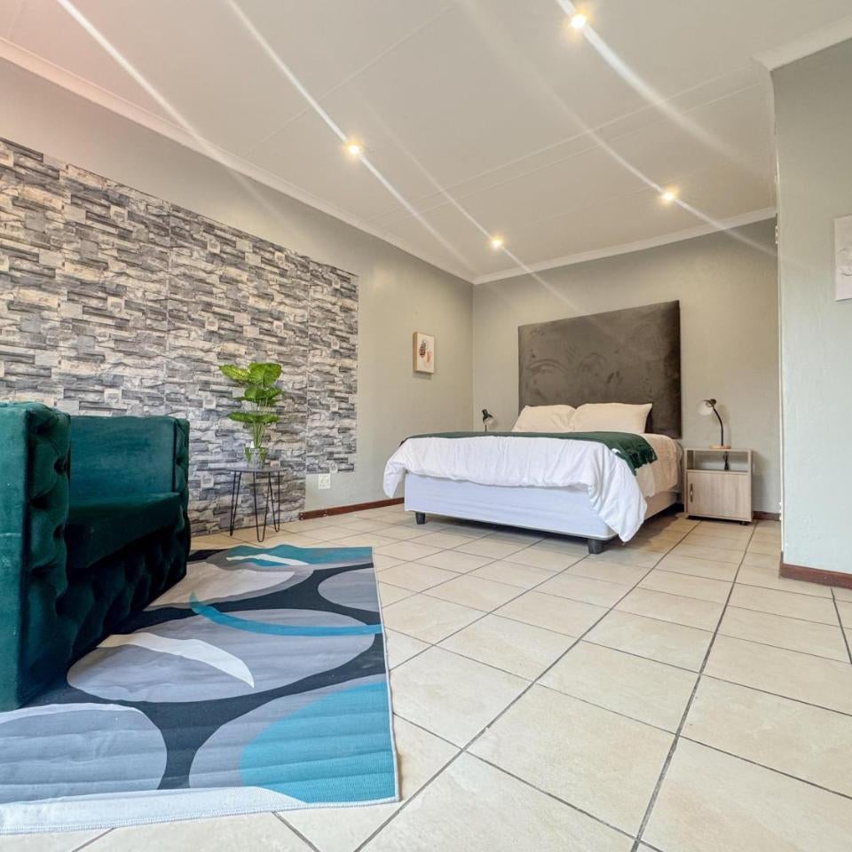 De'Lush Oasis Thumbnail