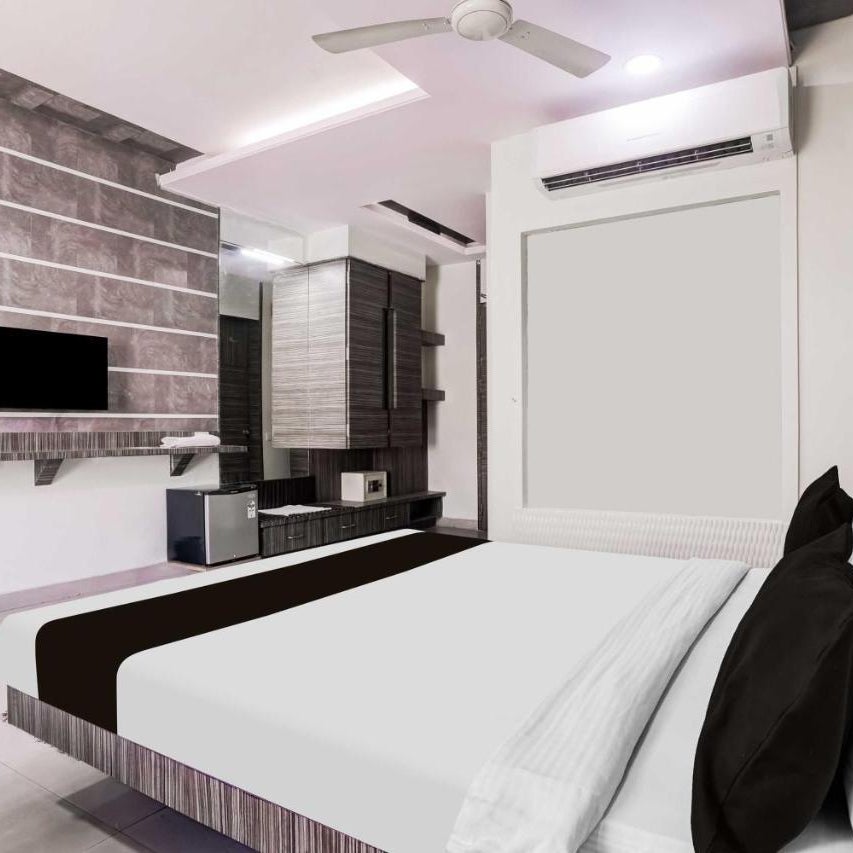 Townhouse Oak Deogiri College Chhatrapati Sambhaji Nagar Aurangabad
