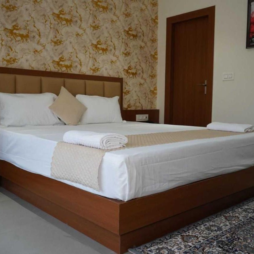 Super Townhouse Oak Sevoke Road Siliguri