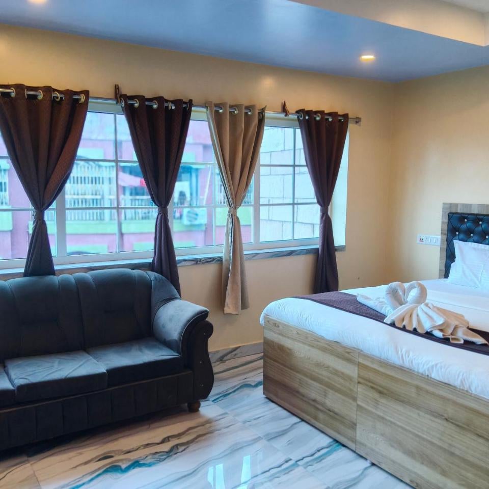 Hotel Mahal Thumbnail