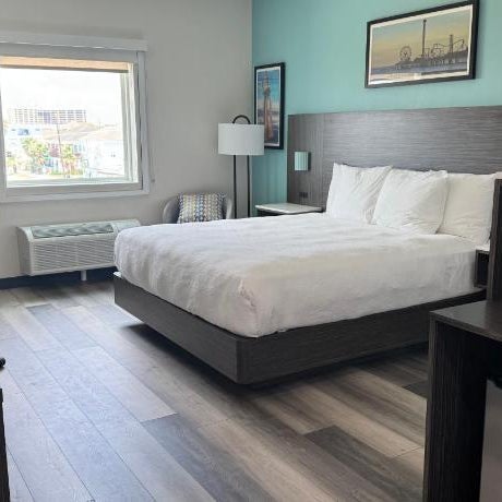 Seabreeze Hotel, an Ascend Collection Hotel Thumbnail