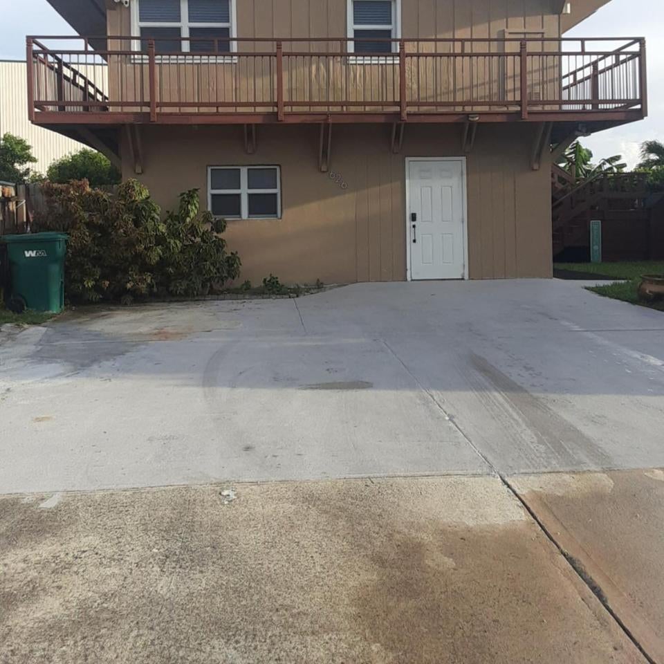 Waterfront Cottage Thumbnail