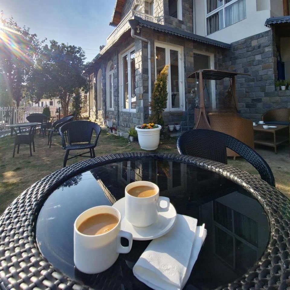 Casa De Bello, Nainital, Near Kainchi Dham