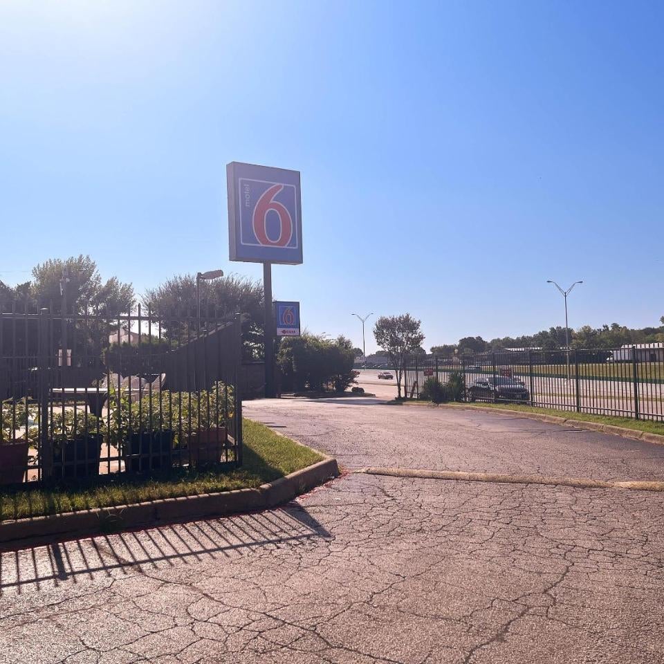 Motel 6 Dallas, TX - St. Augustine / HWY 175