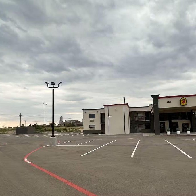 Super 8 by Wyndham Lubbock Airport Thumbnail