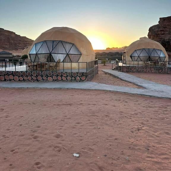 Kinda Rum Luxury Camp Thumbnail