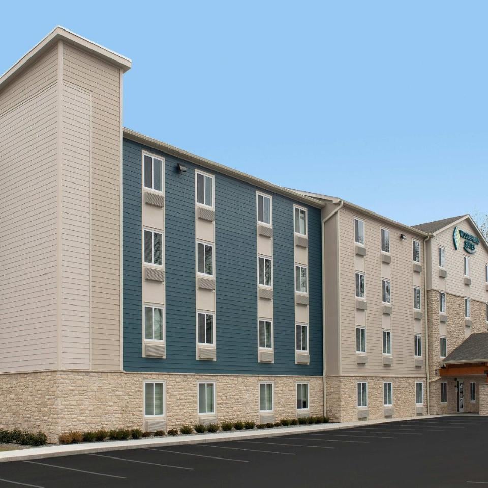 WoodSpring Suites Palm Springs - West Palm Beach