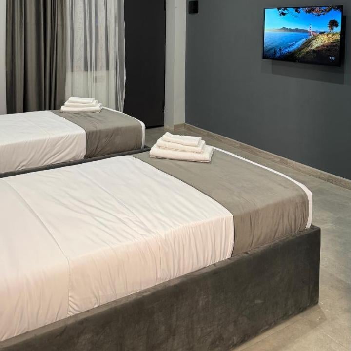 Terminal 1 Thumbnail