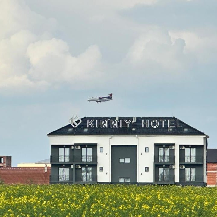 KIMMIY Garni Attic Rooms near Belgrade Airport Thumbnail