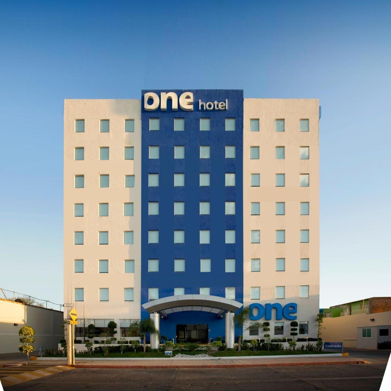 One Ciudad Juarez Alameda Iglesias